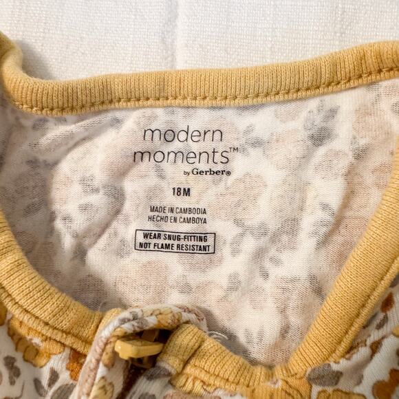 Gerber Modern Moments Baby Girls Super Soft Pajamas Plus Disney Princess- Set 4 - Picture 4 of 6